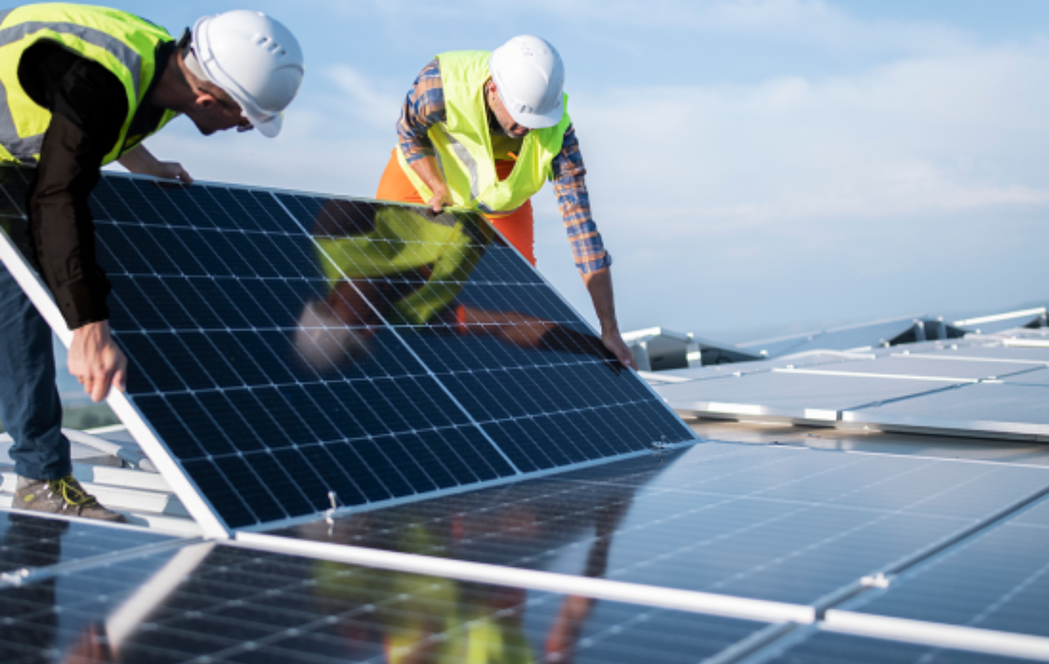 Solar and Power Generator_20251218_150538_0001